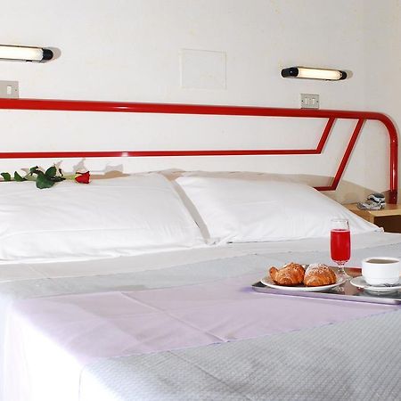 Florida Park Hotel Bellaria-Igea Marina Ruang foto