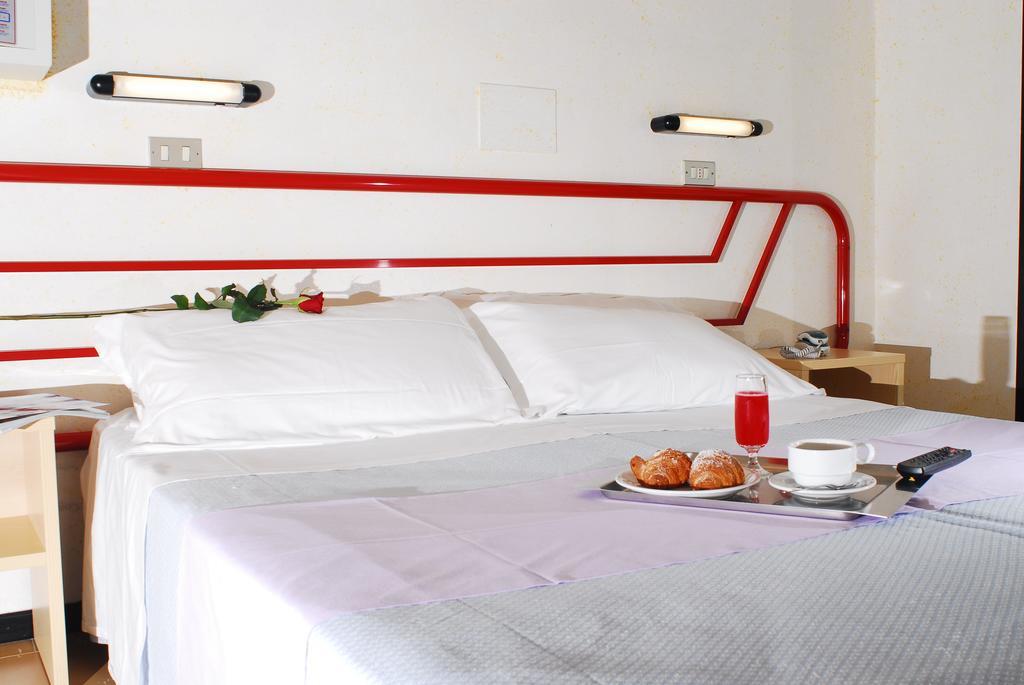 Florida Park Hotel Bellaria-Igea Marina Ruang foto