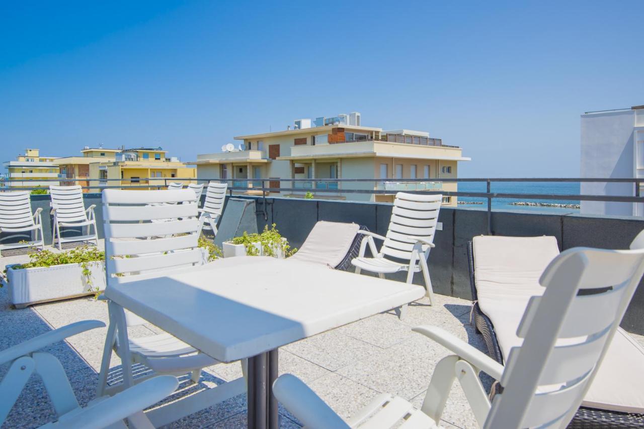 Florida Park Hotel Bellaria-Igea Marina Bagian luar foto