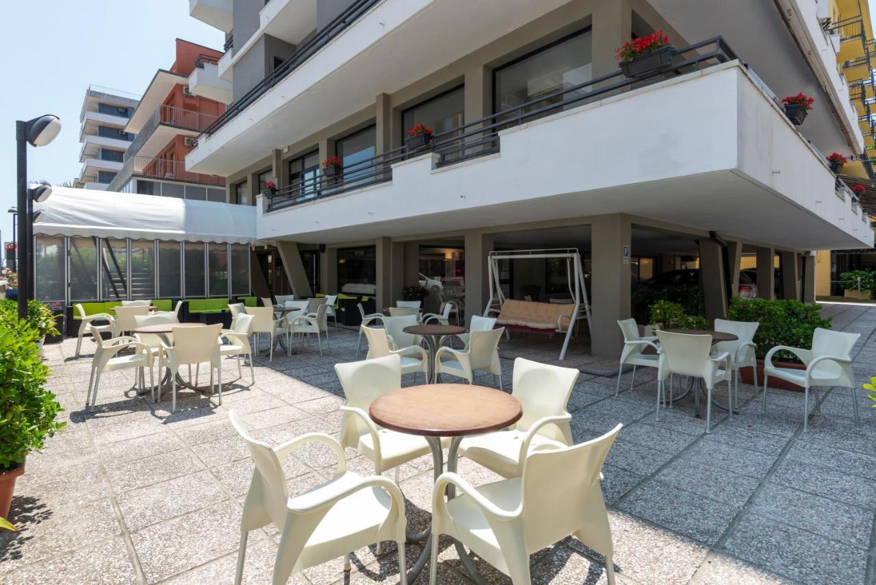 Florida Park Hotel Bellaria-Igea Marina Bagian luar foto